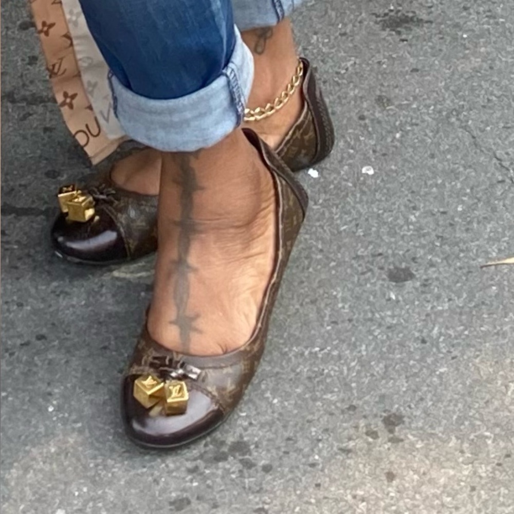 Louis Vuitton Ballerina flats🌹 - Picture 13 of 13